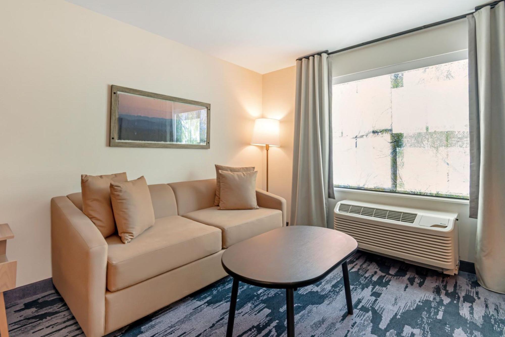 Fairfield By Marriott Inn & Suites นอร์ทคอนเวย์ ภายนอก รูปภาพ